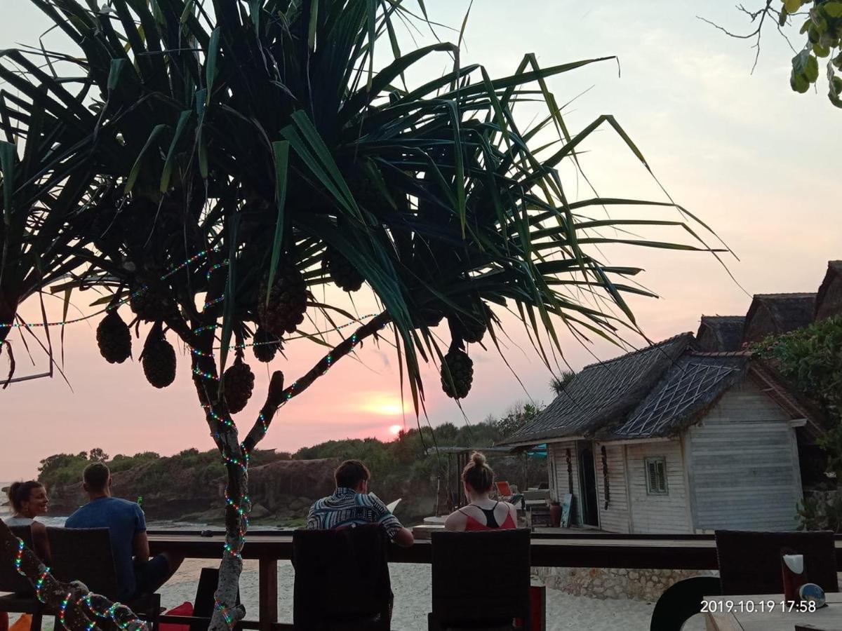 D'Byas Dream Beach Club And Villa Lembongan Εξωτερικό φωτογραφία